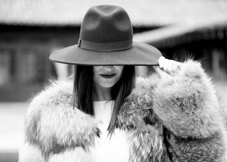 fotografía de moda vestidos oihana barrasa en Torre Loizaga