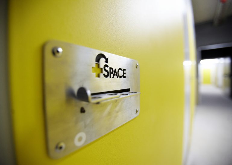 fotógrafos en bilbao + Space